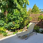 Comfortable 2br Seaside House & Free Parking