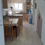 Comfortable 2br Seaside House & Free Parking * Larnaca