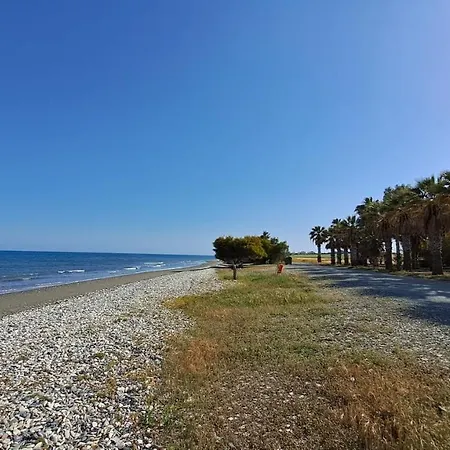 Comfortable 2br Seaside House & Free Parking Lejlighed Larnaca