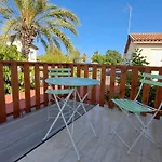 Comfortable 2br Seaside House & Free Parking Λάρνακα